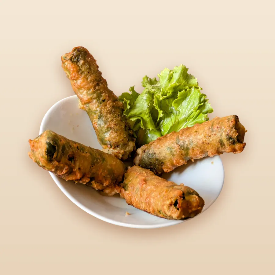 Crispy Chicken Cabbage Roll with Sweet Chili Sauce